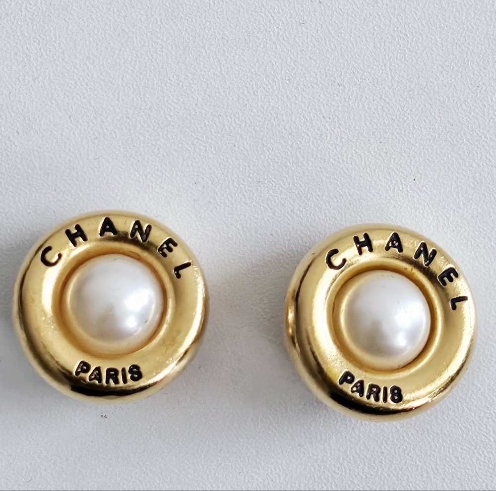 Chanel Pearl Gold-plated Earrings